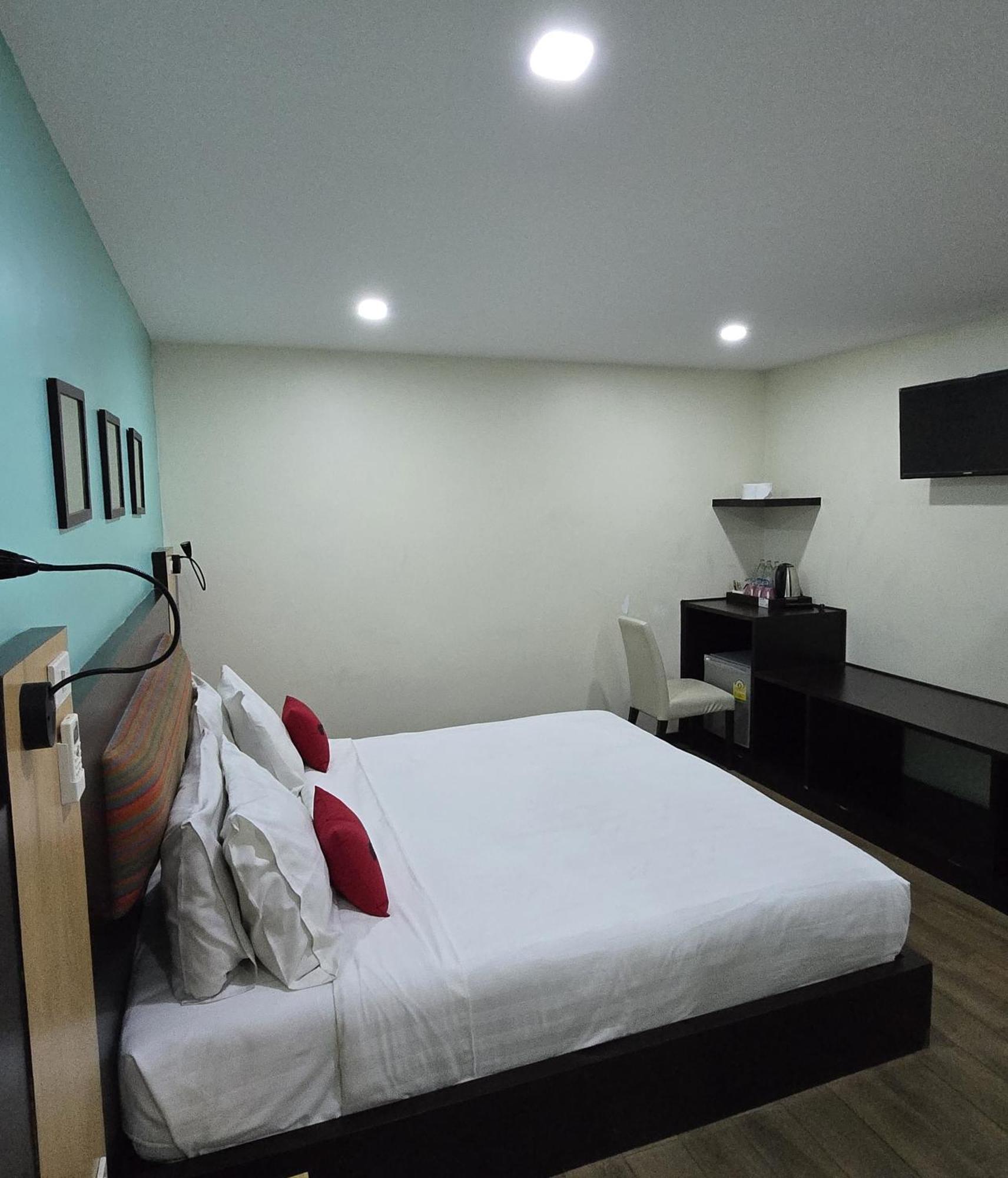 Residency Khách sạn 3*